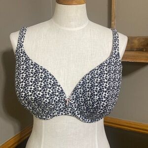 Cacique black & white floral T-shirt bra size 40DDD